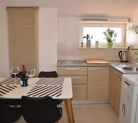 Apartment Tiro Pula
