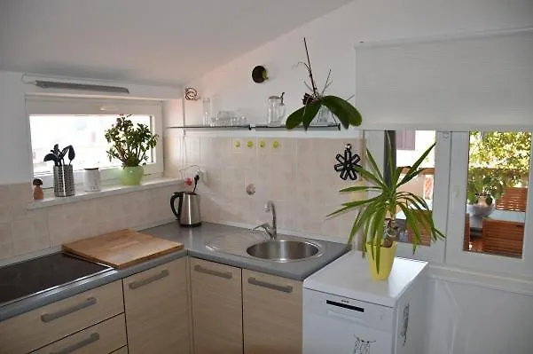 Tiro Appartamento Pola