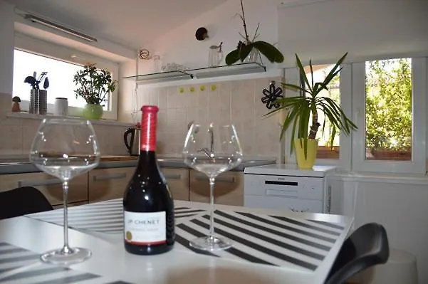 Tiro Appartamento Pola